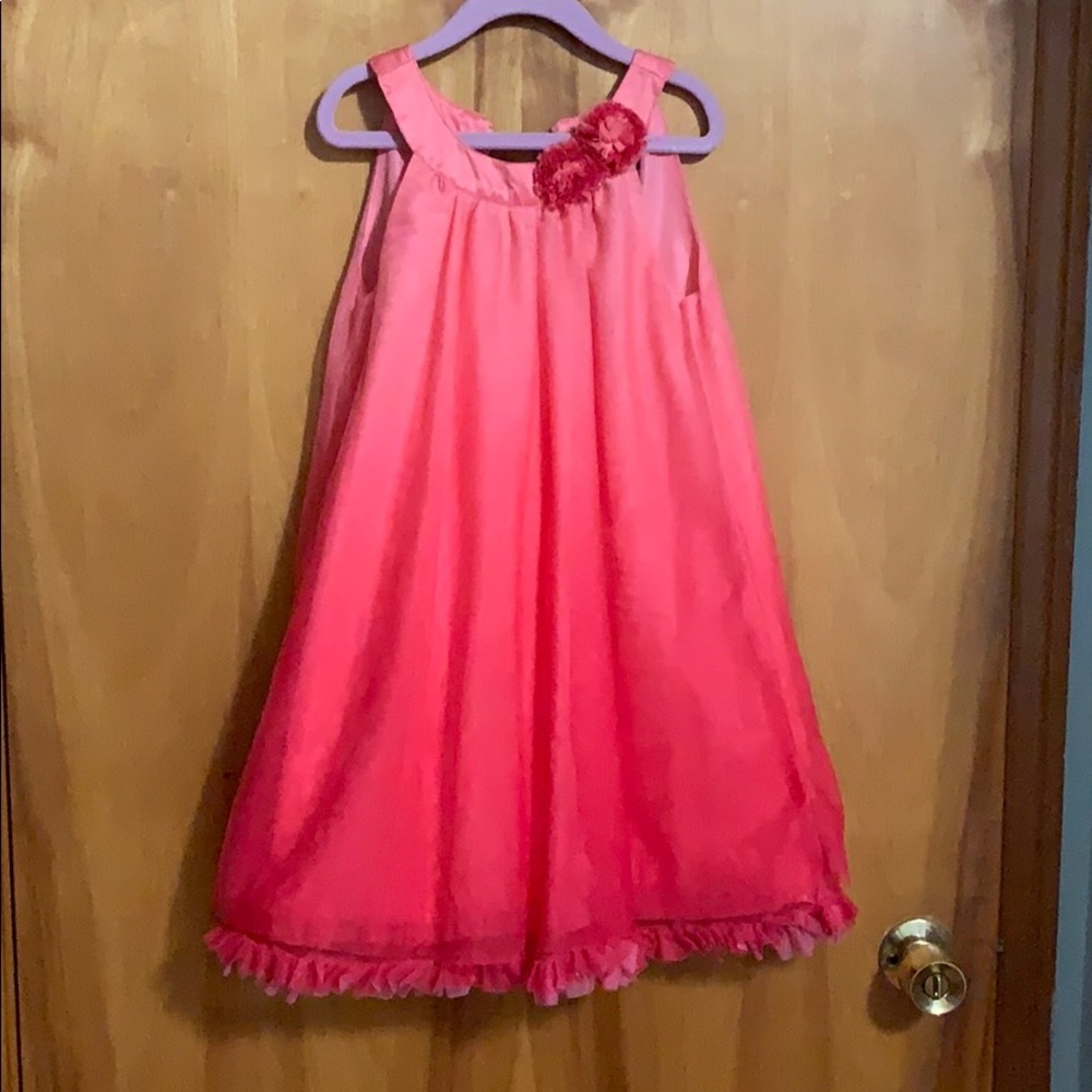 Girl peach dress size 6